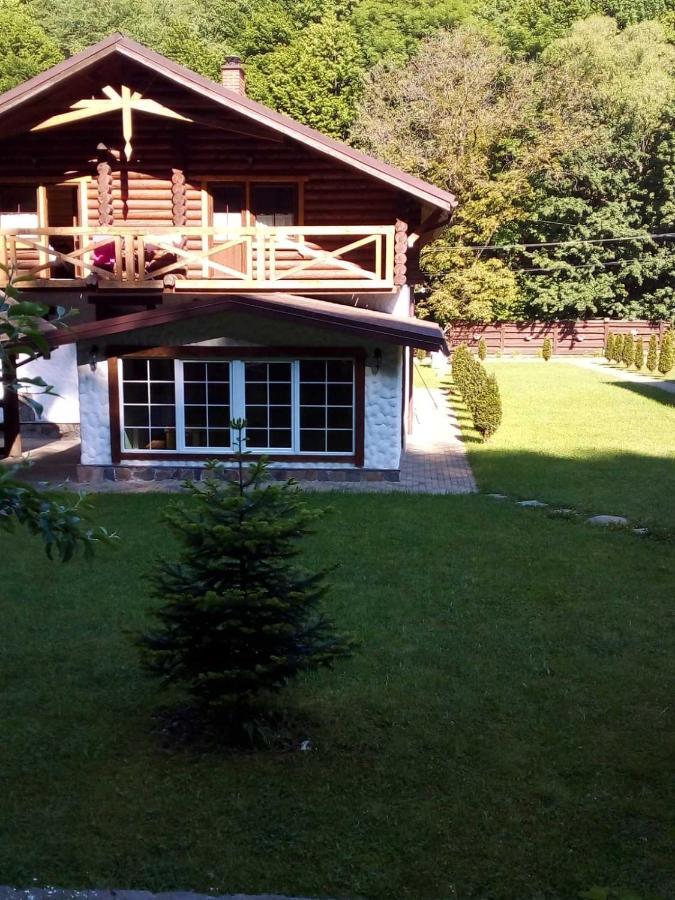 U Druziv Hotel Polyana  Eksteriør billede